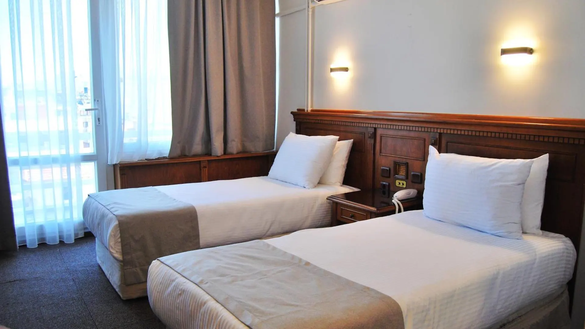 Otel Kaya İzmir 0*,