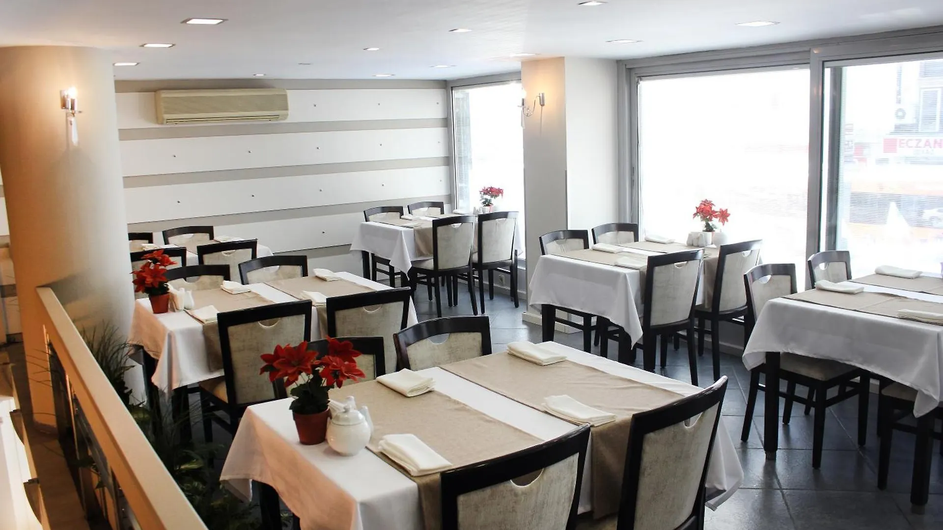Otel Kaya İzmir 0*,  Turecko