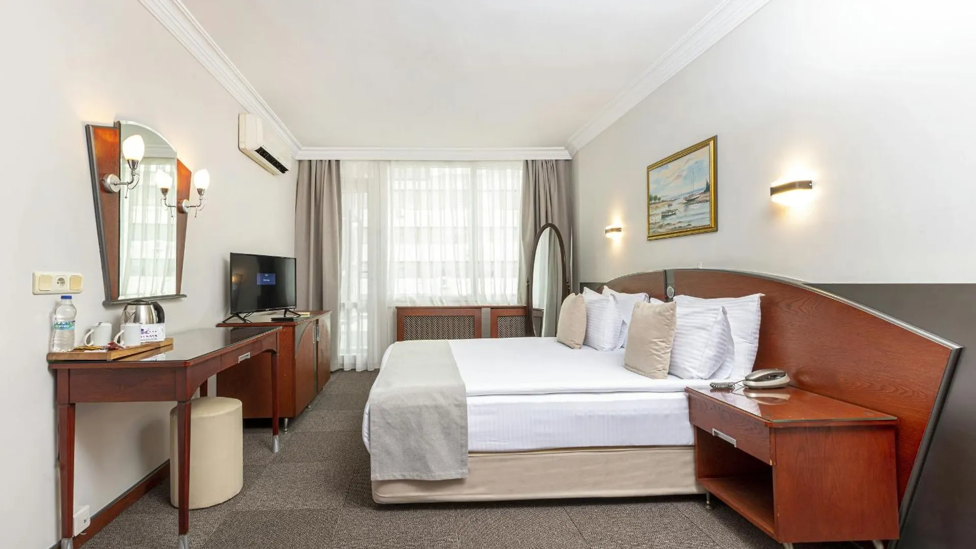 Otel Kaya İzmir 0*,